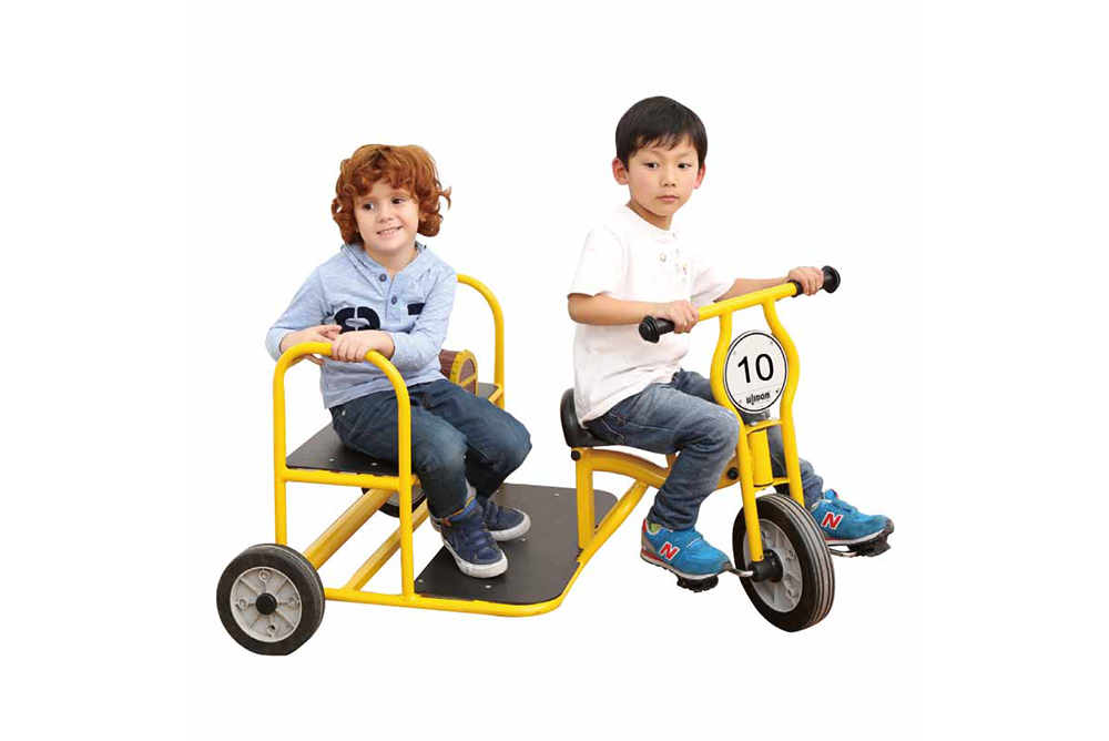 威力三人兜風車