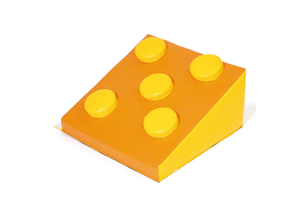 火車攀爬-攀爬塊斜梯