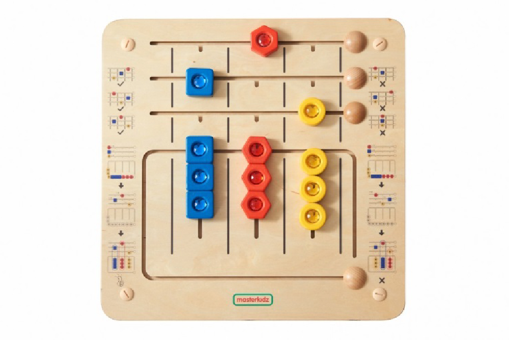 Masterkidz牆面遊戲-形狀分類練習板
